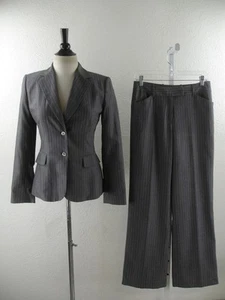 Women's 4 Tahari 2-Pc Suit Gray Pinstripe Pants 28 X 31 Jacket Blazer Sport Coat - Picture 1 of 24