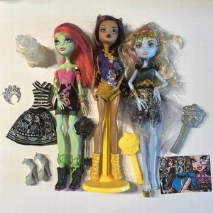 Lot Monster High Doll Venus McFlytrap Clawdeen Wolf 13 Wishes Abbey Bominable - Picture 1 of 4