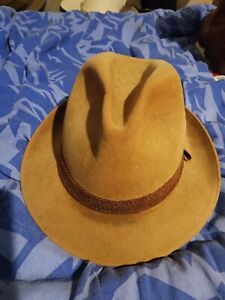 Vintage Cavanagh brown fedora hat  7 1/8
