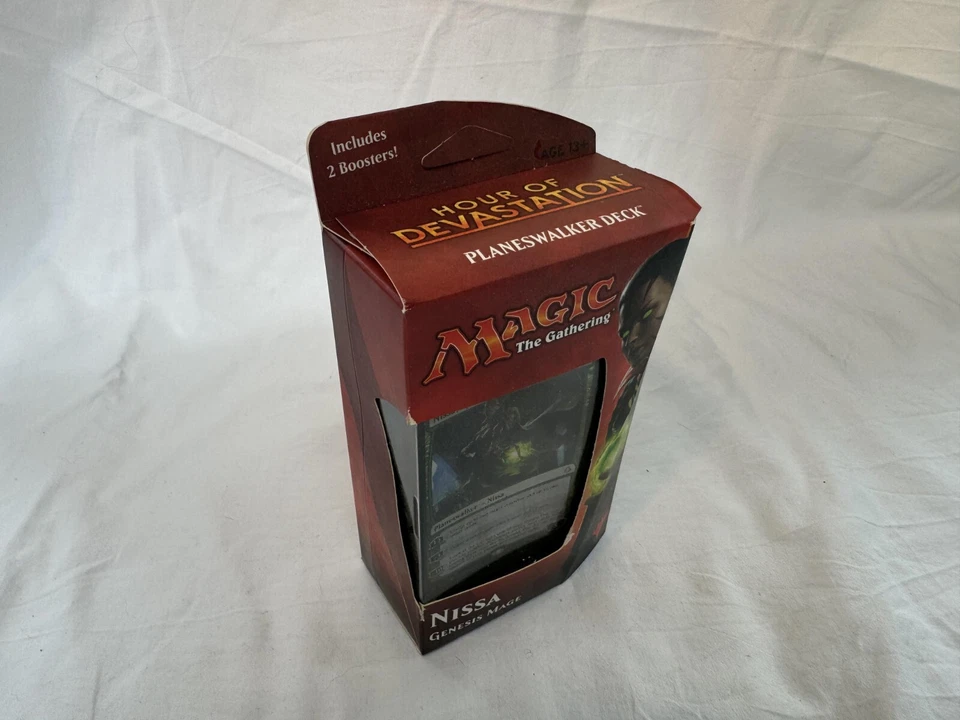 MTG Magic The Gathering: Hour of Devastation Planeswalker Deck - Nissa - Изображение 1 из 1