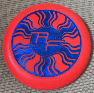 JARU EXTREME FLYER WITH GRIPPER EDGE RED W/BLUE DESIGN FREE SHIP - Picture 1 of 3