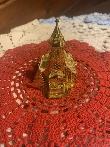 1994 The Danbury Mint 23k Gold Plated Ornament Church Cathedral With Bell Tower - Picture 1 of 6