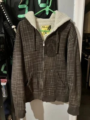 Volcom Hoodie Sweatshirt Mens L Full Zip Brown Sherpa Lined Logo Skater Y2K - Image 1 of 4