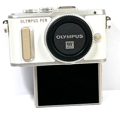 Near Mint/Boxed Olympus PEN E-PL8 Camera - White (Body Only) **142 shots** #1372 - Image 1 of 4