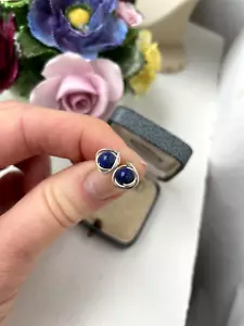 GORGEOUS MODERNIST 925 SOLID STERLING SILVER LAPIS LAZULI KNOT EARRINGS STUDS - Picture 1 of 10
