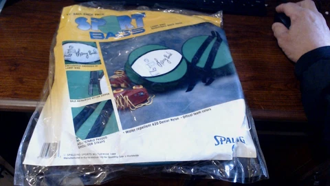 Rare Larry Bird 1988 Spalding Basketball Back Pack Boston Celtics MIP Cover