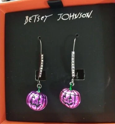 Pendientes colgantes de Halloween Betsey Johnson púrpura metálico calabaza nuevos en caja Foto 1 de 4
