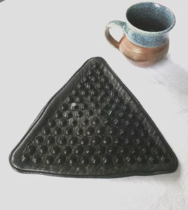 ALEXANDER WANG, As New, A Fabulous Design In A Trangular Clutch. Exc Hardware! - Picture 1 of 5