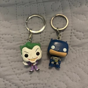 Funko 2014 DC COMIC HEROES FIGURINE 1,3" - Portachiavi Joker e Batman - Foto 1 di 3