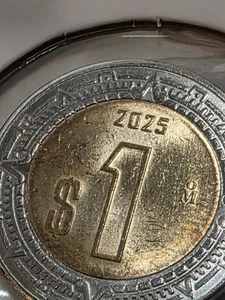 RARE 2025 Mexico $1 Pesos Coin AU- KM 616 Bimetallic 🇲🇽 BRILLIANT GEM Bin 1 - Picture 1 of 9