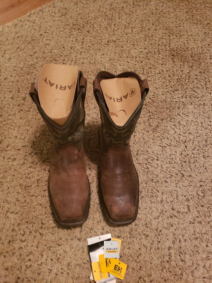 Men's 11D Ariat Point Ryder Sierra Leather Square Toe Boots 10042471