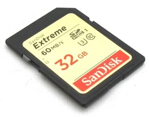 32GB SANDISK EXTREME 60MB/s CLASS 10 SDHC MEMORY CARD 32 G B - Picture 1 of 3