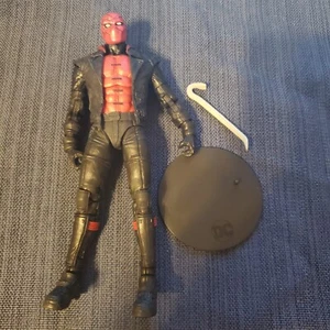 Figura suelta McFarlane DC Multiverse Red Hood (paquete de 5 Bat Family Amazon) - Imagen 1 de 2