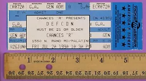 Defcon - 1990, 20 de julio - Chicago, club nocturno Chances "R", talón de entradas! - Imagen 1 de 2