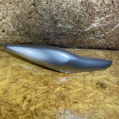 Panel de carenado trasero derecho Ducati ST2 ST3 ST4 | Original Ducati 48230221A Foto 1 de 4