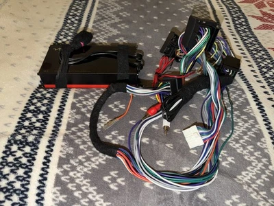 Vibe POWERBOX65.4M-V7 520W Powerbox Micro 4 Channel Amplifier  + BMW T Harness - Image 1 of 4