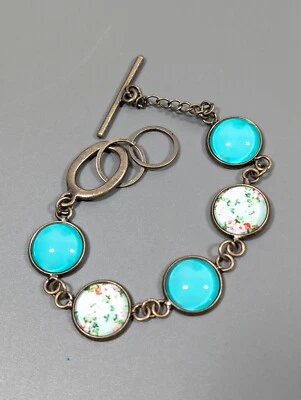 Boho Bronze Tone Green Floral Round Cabochon Tennis Toggle Bracelet 7.5 inch - Image 1 of 4