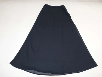 Maxi falda transparente Anthropologie para mujer mediana longitud completa negra ventilación lateral  Foto 1 de 4