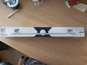 Croydex Flexi Fix Shoreditch Towel Rail - Picture 1 of 4