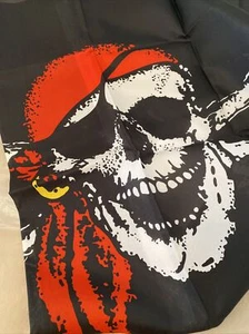 Pirate Flag Skull And Cross Bones Red Bandana Gold Earring  - Picture 1 of 3