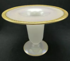 Alte Westmoreland Glas ausgestellte Vase #1840 95/8 Zoll weiß matt geprägt gold gebändert - Bild 1 von 10