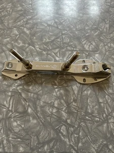 Crazy Venus Single Skate Plate 239. - Picture 1 of 2