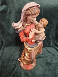 Muttergottes mit Kind, inkl. Sockel, Holz, Schnitzerei, Madonna, bemalt, 60 cm - Bild 1 von 4