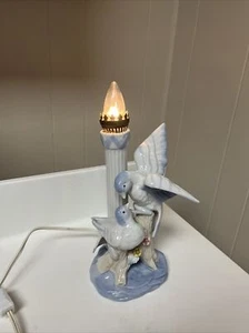 Vintage Blue And White Porcelain Birching Birds Figurine Lamp - Picture 1 of 9