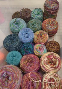 1 LB Handpainted Wool Sport Yarn Grab Bags Knitting Weaving Mixed Lot - Picture 1 of 5
