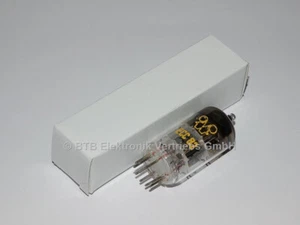 ECC82 – 1x RFT NOS Röhre (=E82CC-ECC802S-5814A-6189-6660-B749-CV4003) - Picture 1 of 2