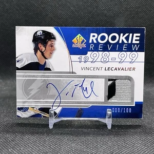 2008-09 SP Authentic VINCENT LECAVALIER Rookie Review GOLD Auto Patch /100 #RRVL - Bild 1 von 4