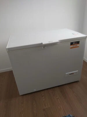 gefrierschrank groß gebraucht - Bild 1 von 4