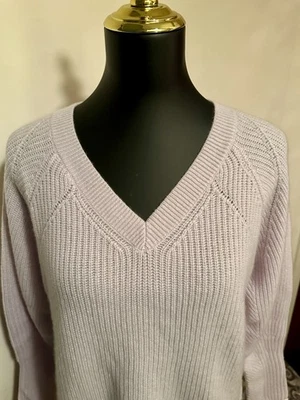 Suéter para mujer Club Monaco 100 % cachemir violeta cuello en V nuevo con etiquetas talla XS Foto 1 de 4