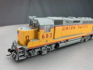HO Atlas Master EMD GP40 Low Nose Union Pacific Diesel Loco #683 DCC/SND HO105 - Picture 1 of 9