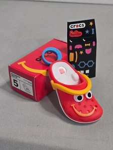 McDonalds Happy Meal Kroko Spielzeug 5 rote Figuren in offener Verpackung - Bild 1 von 11