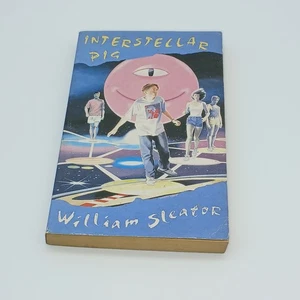 INTERSTELLAR PIG WILLIAM SLEATOR PAPERBACK BOOK - Picture 1 of 6