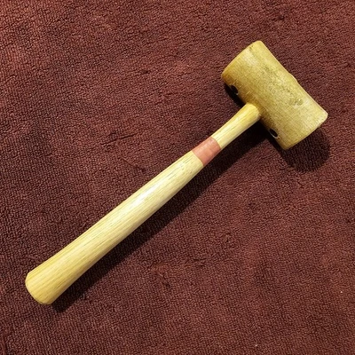 Mazo de cuero crudo 5,7 onzas de peso total. Cabezal de 1-1/2" x 3" Foto 1 de 4