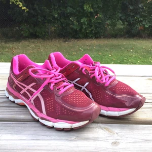 Asics Gel Kayano 22 Running Shoes Womens Size 11 Silver Pink Purple REPAIRED TOE - Picture 1 of 10