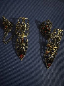 Gothic Black Metal and red Jewels Pointed fingertip Rings chained together - Bild 1 von 12