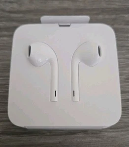 Original OEM Apple iPhone Wired Earpods Earphones Earbuds Lighting. Free Ship. - Zdjęcie 1 z 2