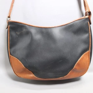 Bolso de Hombro Ferragamo Cuero Negro Tostado Forrado Perforado LEER - Imagen 1 de 16