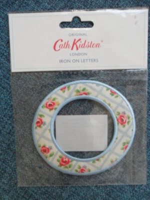 BNIP ORIGINAL CATH KIDSTON IRON ON SEW ON BLUE FLORAL ALPHABET LETTER 'O' PATCH - Image 1 of 4