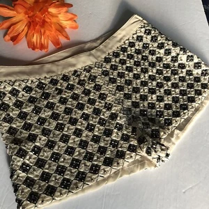  H&M Damen Short mit Verzierung Größe 4 - Bild 1 von 4