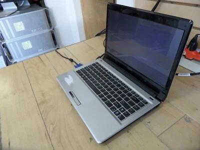 Portátil Asus UL80V UL80VT-A2 para piezas publicadas Bios *Problemas de pantalla* Foto 1 de 4