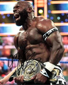 Foto 8x10 firmada por Apollo Crews PSA/DNA autografiada WWE - Imagen 1 de 1