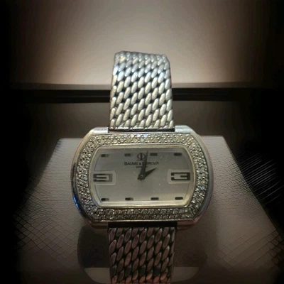 BAUME & MERCIER AUTHENTIC HAMPTON CITY 💎DIAMOND BEZEL💎VINTAGE WOMEN'S WATCH💎 - Image 1 of 4