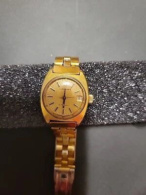 LONGINES WATCH-1970's . Goldtone Dial with Date And Second Hand.  CLASSIC Style - Image 1 of 4