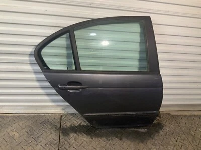 2001 2002 2003 2004 2005 BMW 323i 325i 330i REAR RIGHT SIDE DOOR OEM - Image 1 of 4