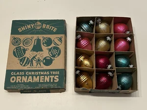 12 Vintage Shiny Brite Quecksilber Weihnachtsglas Ornamente - 8 Bienenstock & 4 Eicheln mit Box - Bild 1 von 24