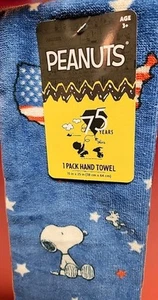Peanuts - Snoopy & Woodstock Patriotic Hand Towel 1 Pack - Picture 1 of 8